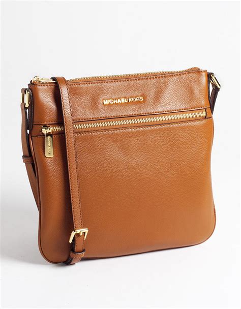 michael michael kors bedford flat crossbody brown